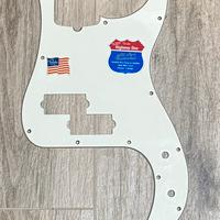 Battipenna Fender Precision 13 fori Highway one