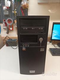 PC Maxdata con Windows XP