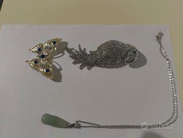 spilla pappagallo farfalla -ciondolo con catena