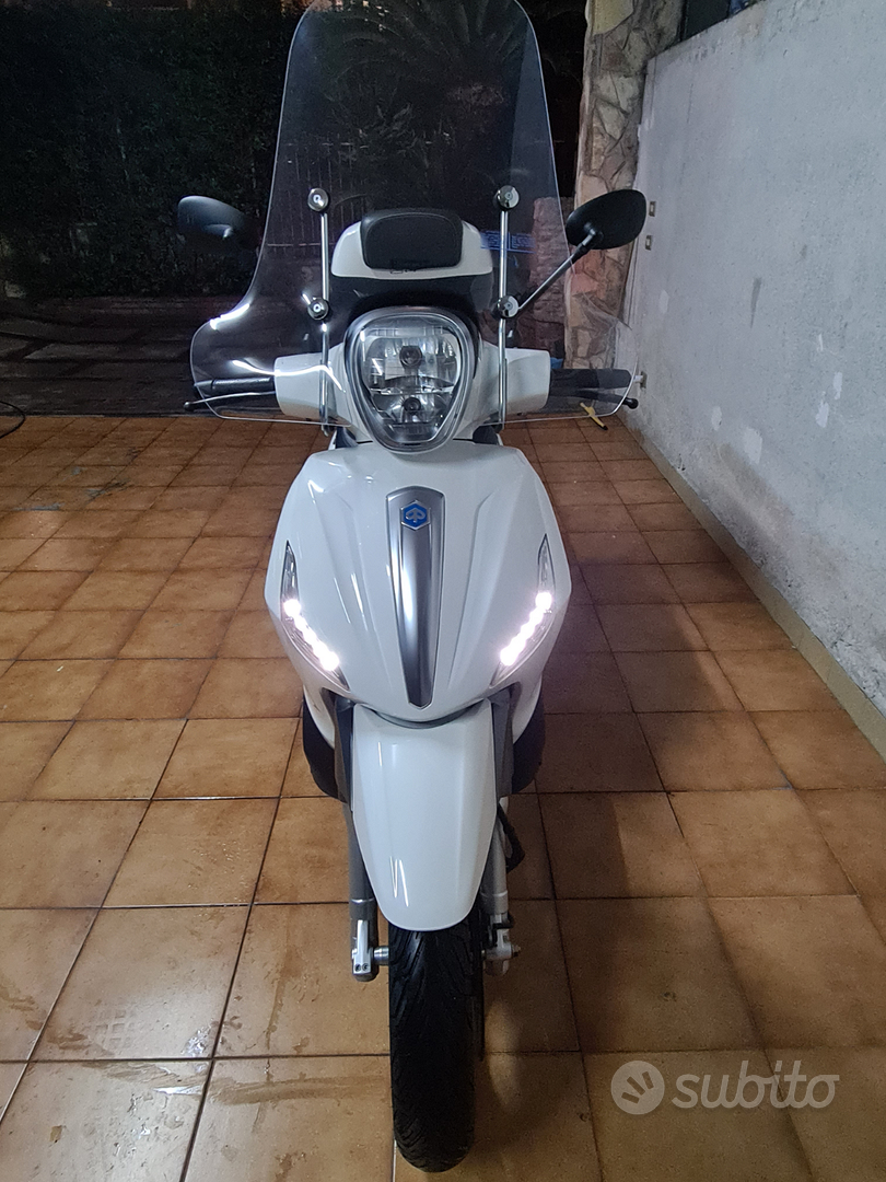 Piaggio Beverly 350 Police abs - Moto e Scooter In vendita a Palermo