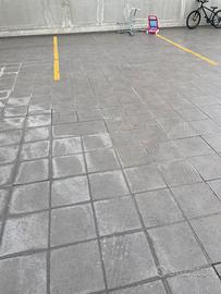 Posto auto scoperto e recintato