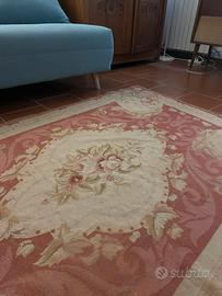 Tappeto in lana con rose