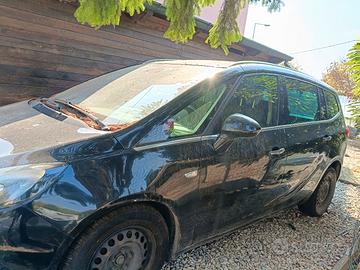 Opel Zafira tourer e metano