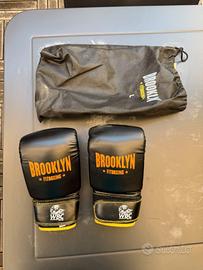 Guanti boxe Brooklyn Fitboxing  taglia L + sacca