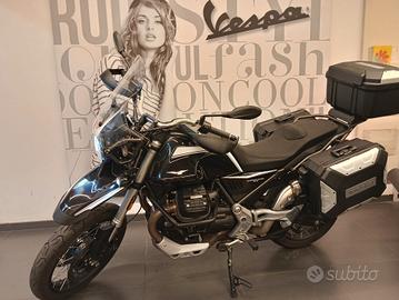 Moto Guzzi V85 TT GUARDIA D'ONORE