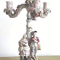 Antico Candelabro in porcellana di Capodimonte 900