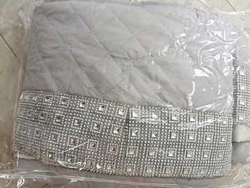 Trapuntino letto matrimoniale elegante con strass