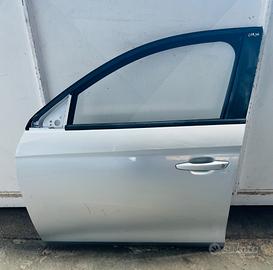 Porta anteriore sinistra Opel Corsa
