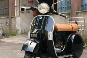 Piaggio Vespa PX 125
