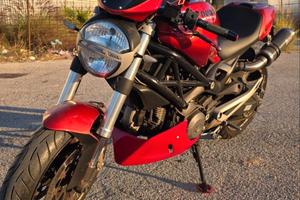 Ducati Monster 696+