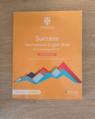 SUCCESS INTERNATIONAL ENGLISH SKILLS FOR CAMBRIDGE