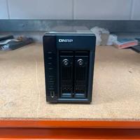 qnap ts-269 3gb ram  2tb x 2 hdd