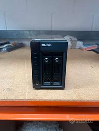 qnap ts-269 3gb ram  2tb x 2 hdd