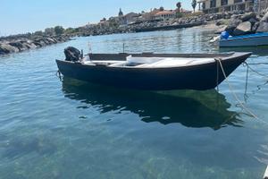 Lancia 6 metri + Suzuki 15cv 4T