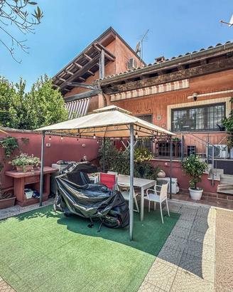 Villa di 130 m² con 5 locali a Roma
