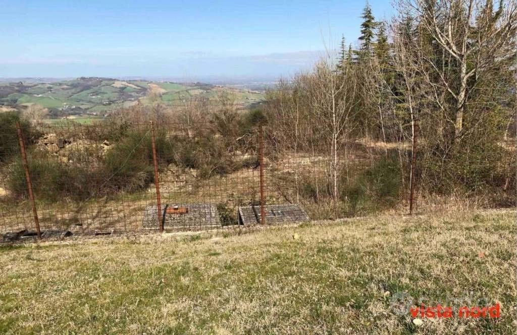 Immobile in asta di 1590 m² a Gazzola - Vista 2