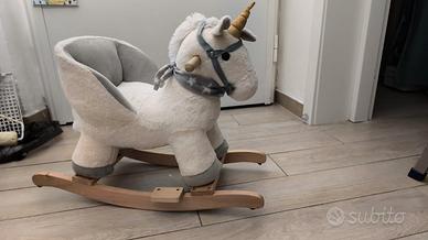 Unicorno a dondolo  Bayer Chic 2000