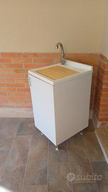 Lavatoio PVC con mobile
