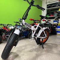 FAT BIKE ELETTRICA PIEGHEVOLE