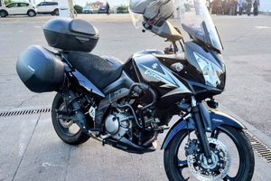 Suzuki Vstrom DL 650 traveller abs