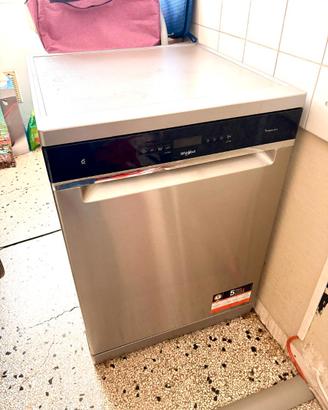 Lavastoviglie Whirlpool 6° SENSO PowerClean Pro