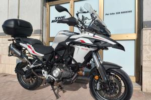 Benelli TRK 502 x stradale
