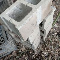 Blocchi in cemento nr.95