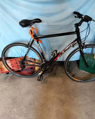 Bicicletta ibrida e city bike