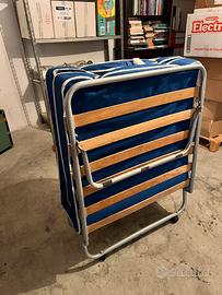 Letto richiudibile singolo