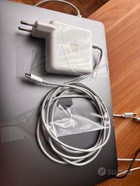 Macbook Pro 13" 256GB - 2022