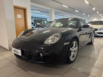 Porsche Cayman 2.7