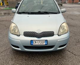 Toyota Yaris 1.0i 16V cat 5 porte