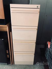 Cassettiera vintage in ferro anni ’70/’80