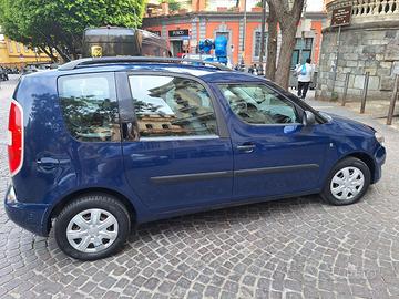 Skoda Roomster  1.2 12V 70CV – 90.000 km – GPL