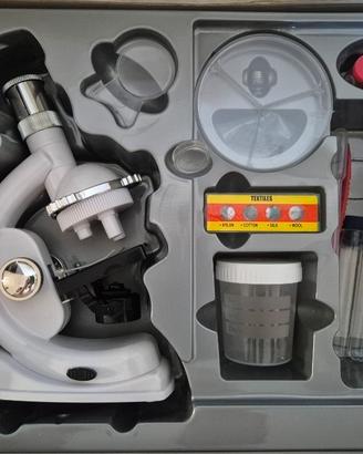 Microscopio Scienza e Gioco Clementoni