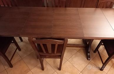 tavolo e sedie  in legno massello