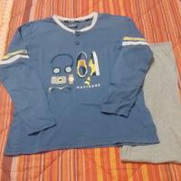 Pigiama da ragazzo taglia 14 anni. Navigare