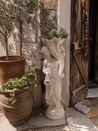Elegante statua ornamentale 
