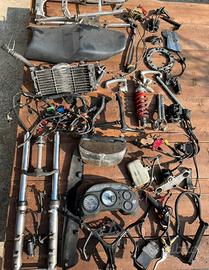 Pezzi ricambio honda VFR750