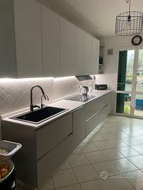Cucina+ compreso  frigo, forno e freezer