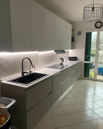 Cucina+ compreso  frigo, forno e freezer