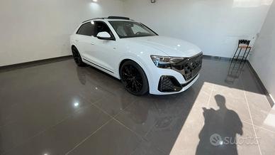 Audi Q8 3.0 tdi mhev S line quattro286cv auto