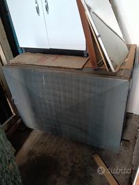 contenitore in ferro con chiusura 