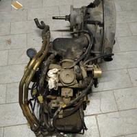 Motore sh 150 carburatore 2003 + parti. NO ANT