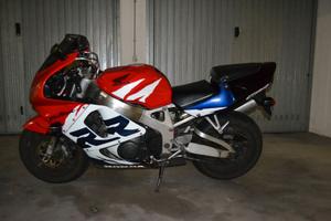 Honda CBR 900RR  fireblade 1999