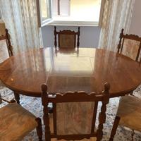 Tavolo allungabile con 6 sedie