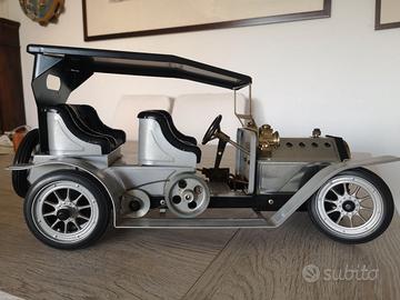 modellino auto