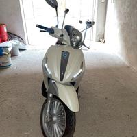 Piaggio Beverly 300