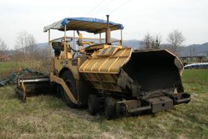 Vibrofinitrice simesa 2348