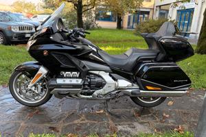 Honda GL 1800 Gold Wing DCT TOUR AIRBAG